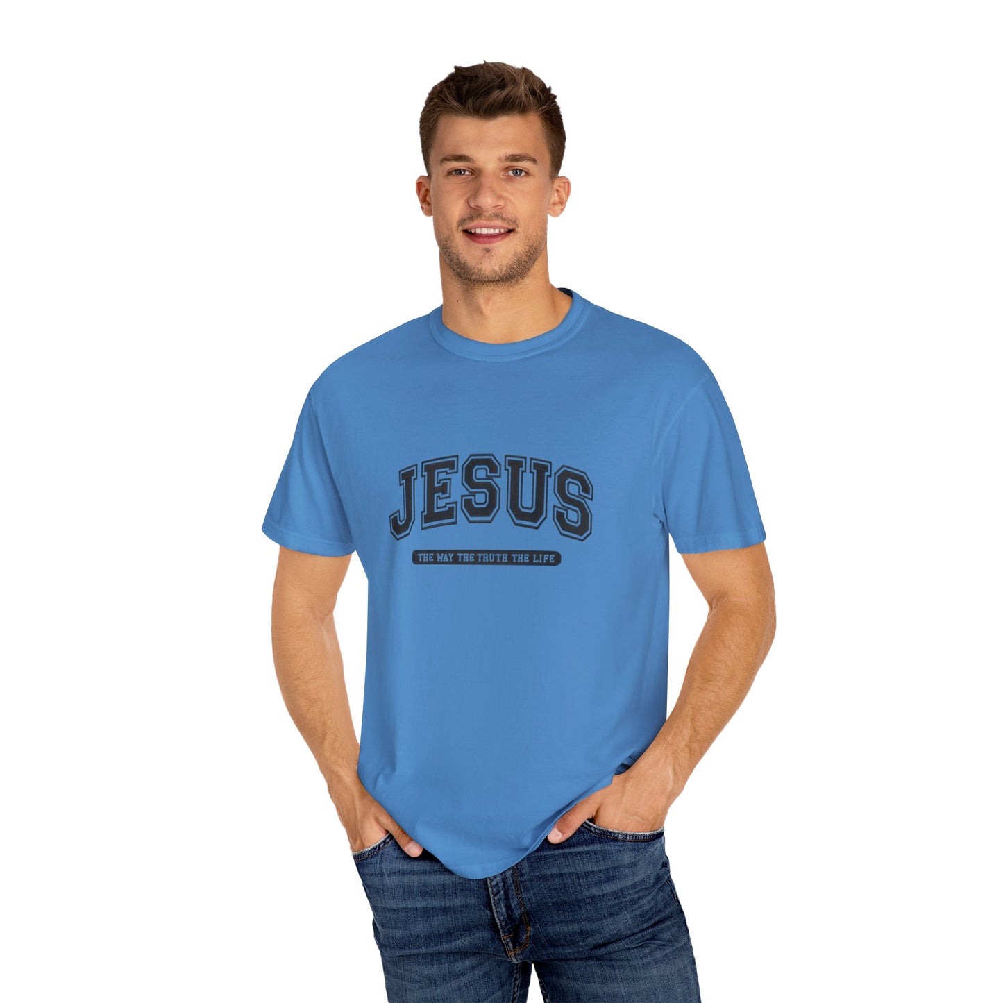 JESUS HUGGING TEE